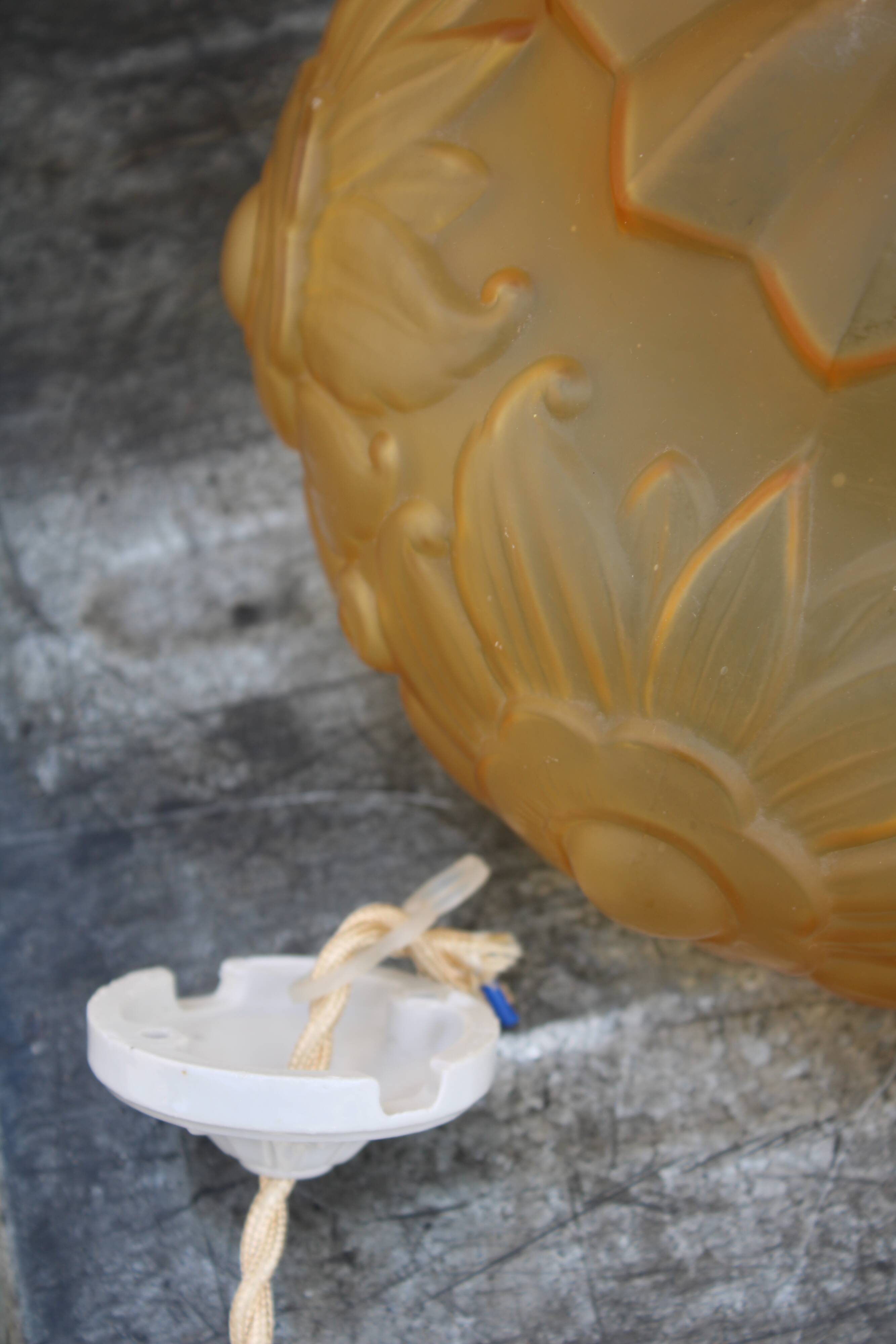 Art deco flower hanging lamp