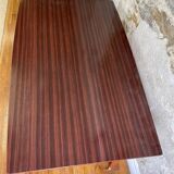 Extendable dining table compass feet