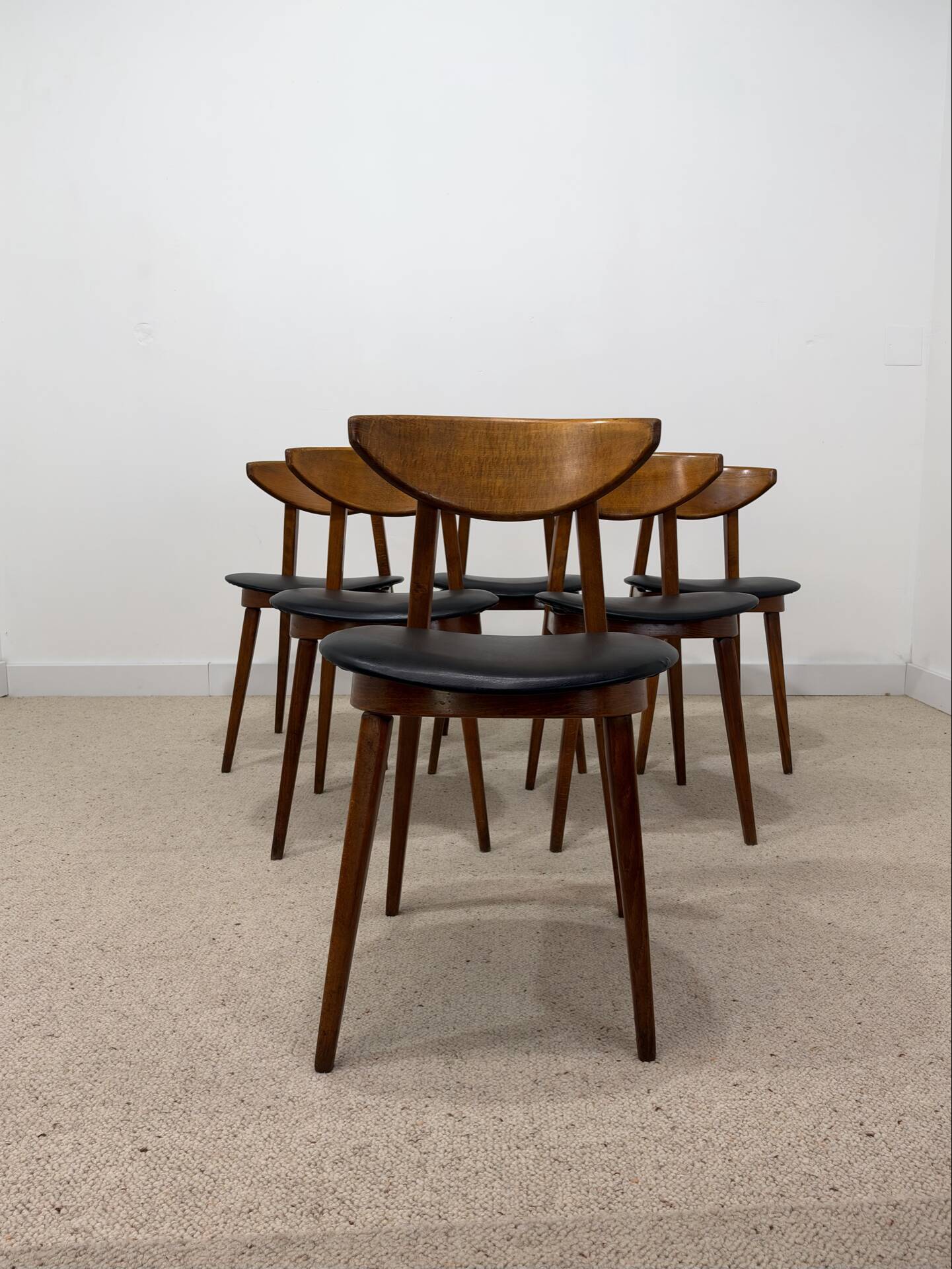 6 Fontania chairs attributed to Baumann – 1960s