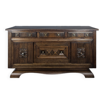 Art Deco oak enfilade with a diamond point decoration.
