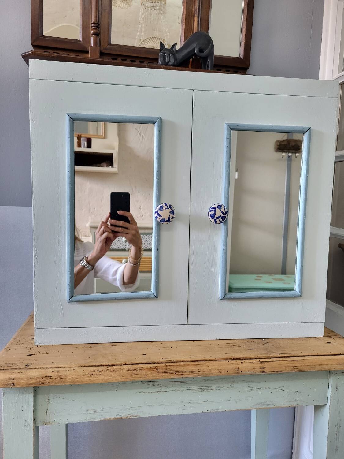 Medicine cabinet