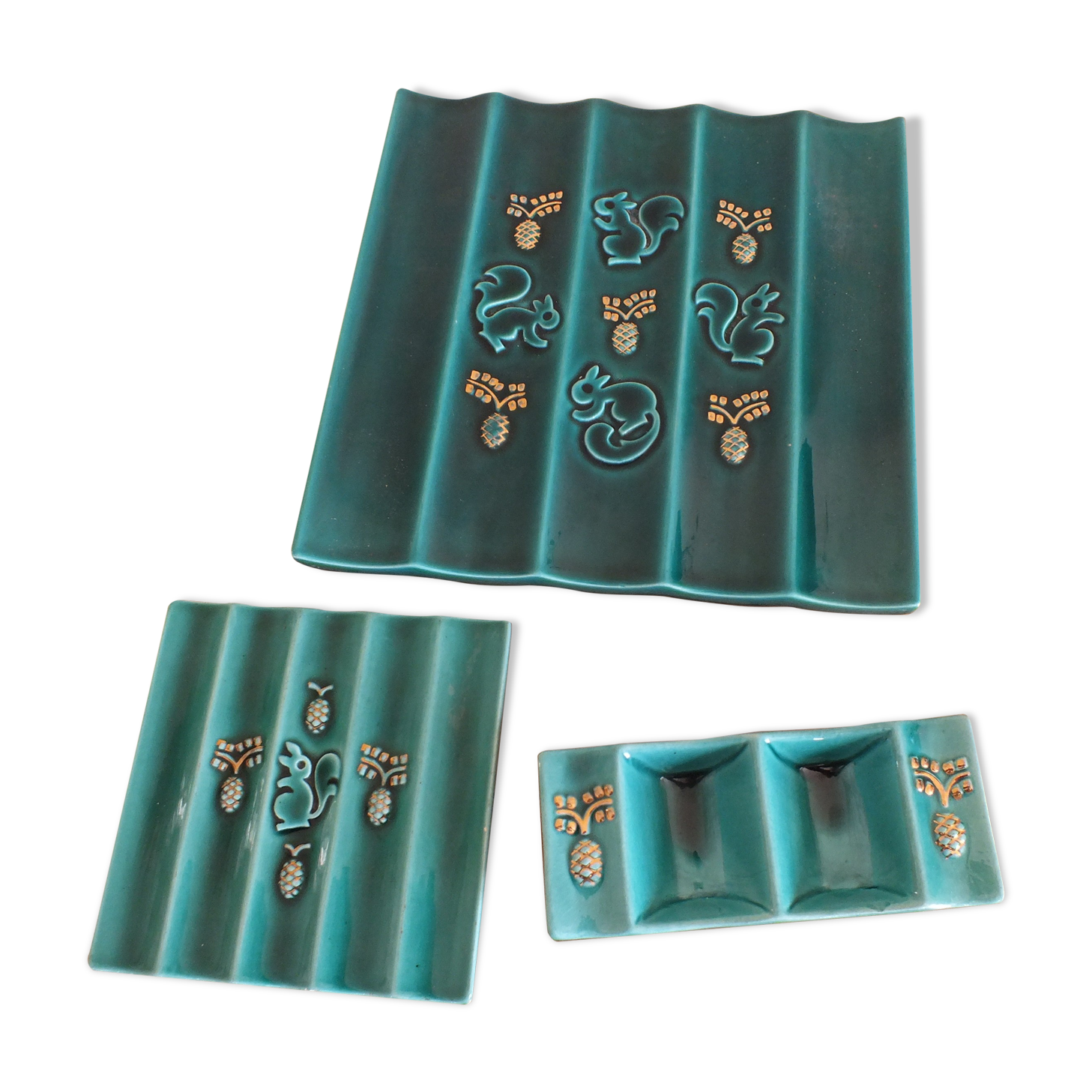 Vintage green ceramic trifle and salt shaker set 50s