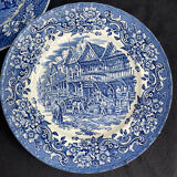 Une assiette porcelaine anglaise tudor ware home décor bleue ancienne