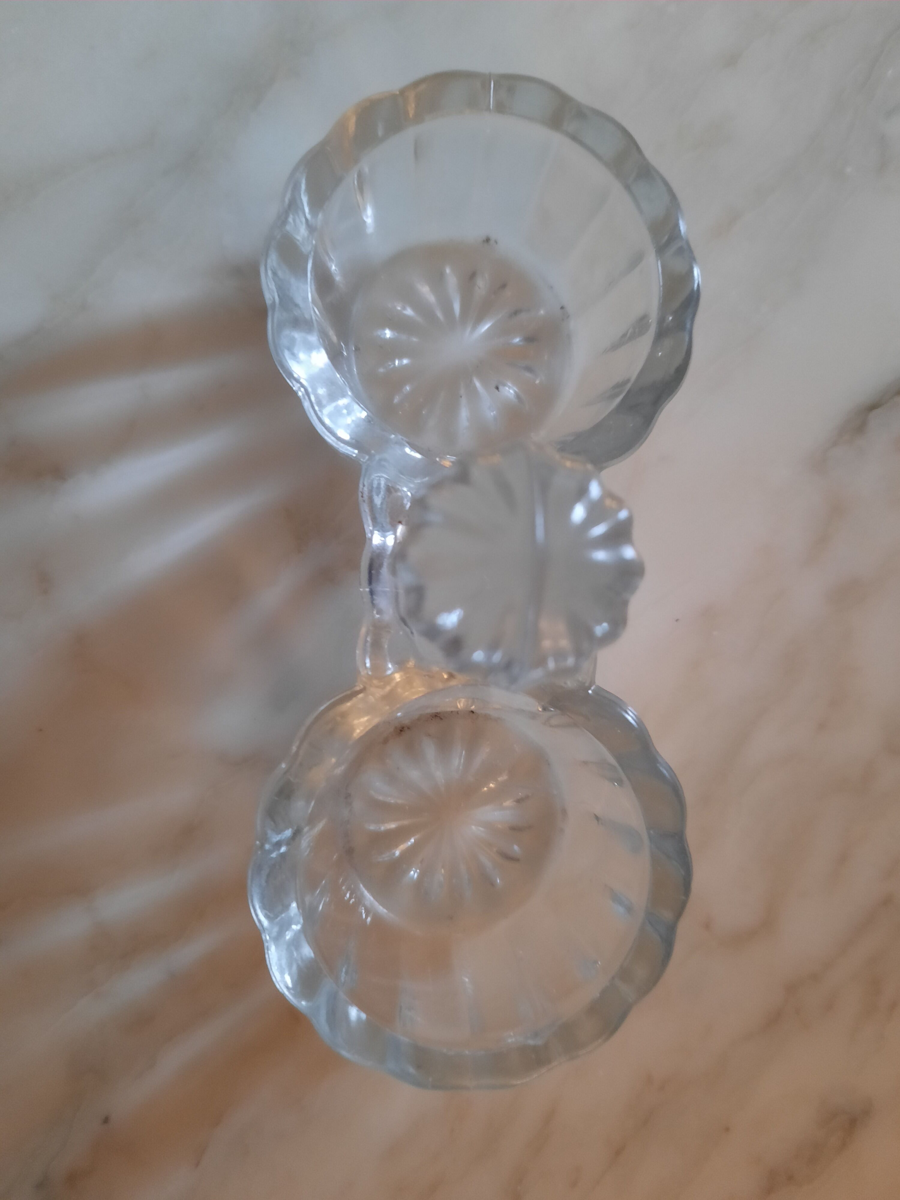 Pepper salty moulded glass