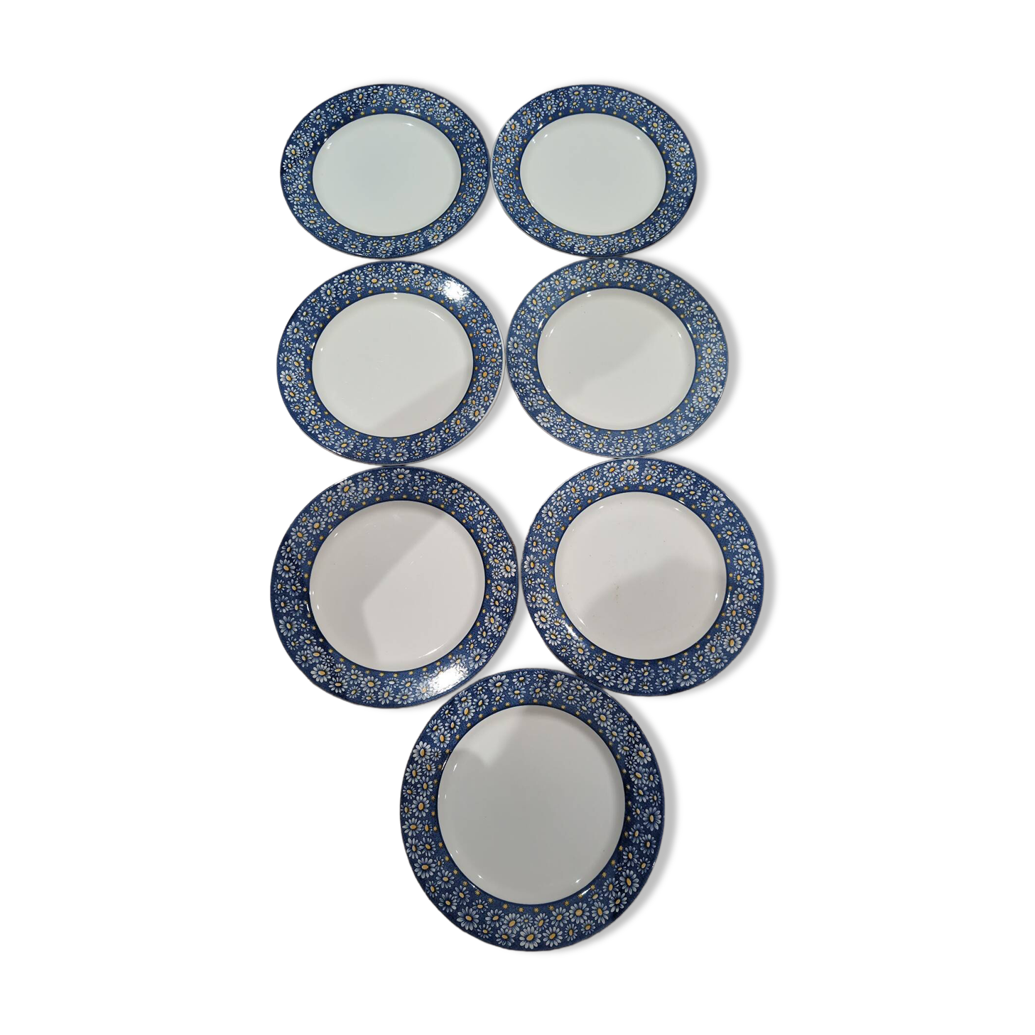 7 vintage flat plates in earthenware — Blue daisy decor