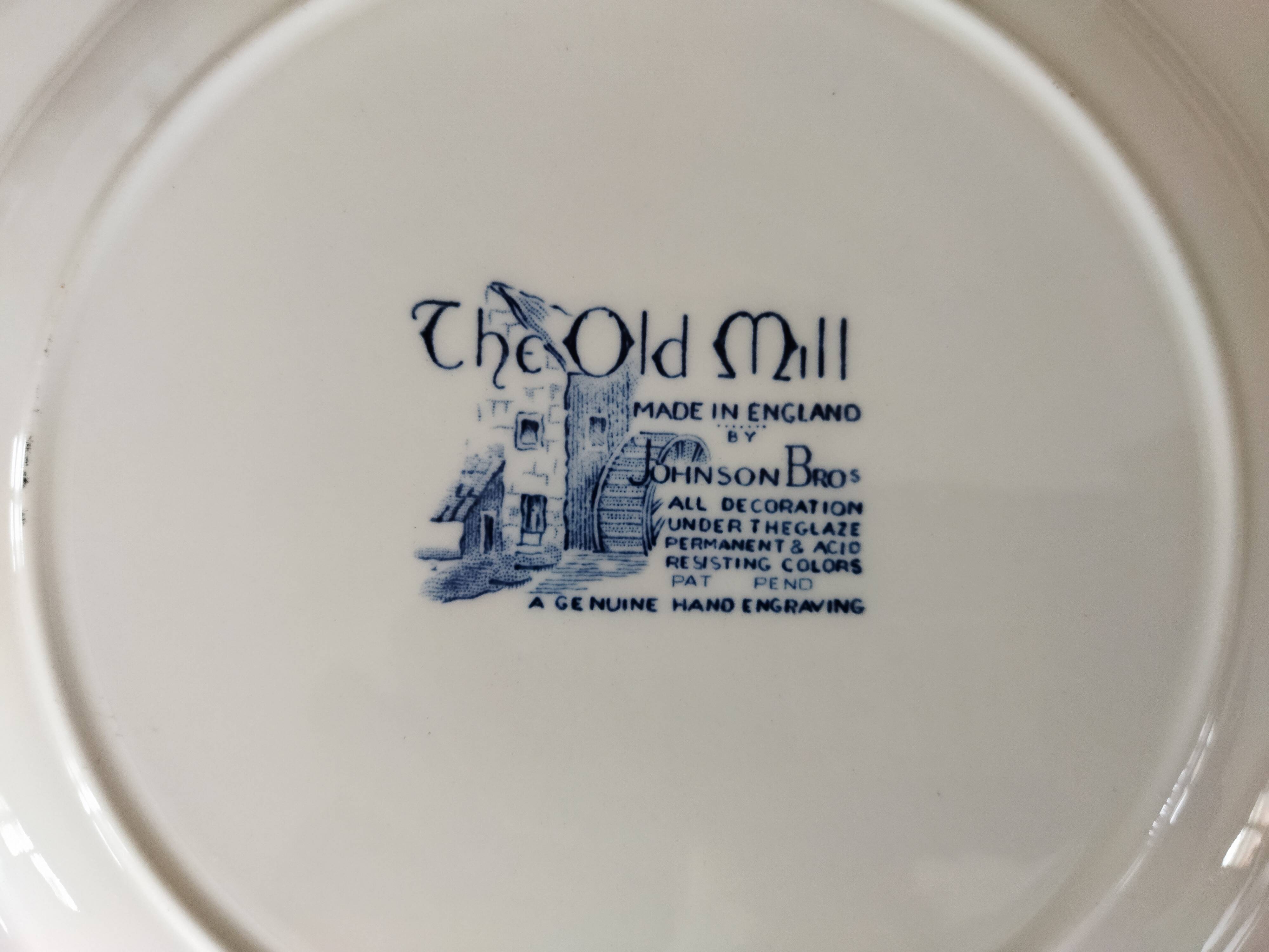 8 blue & white plates