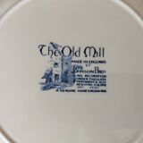 8 blue & white plates