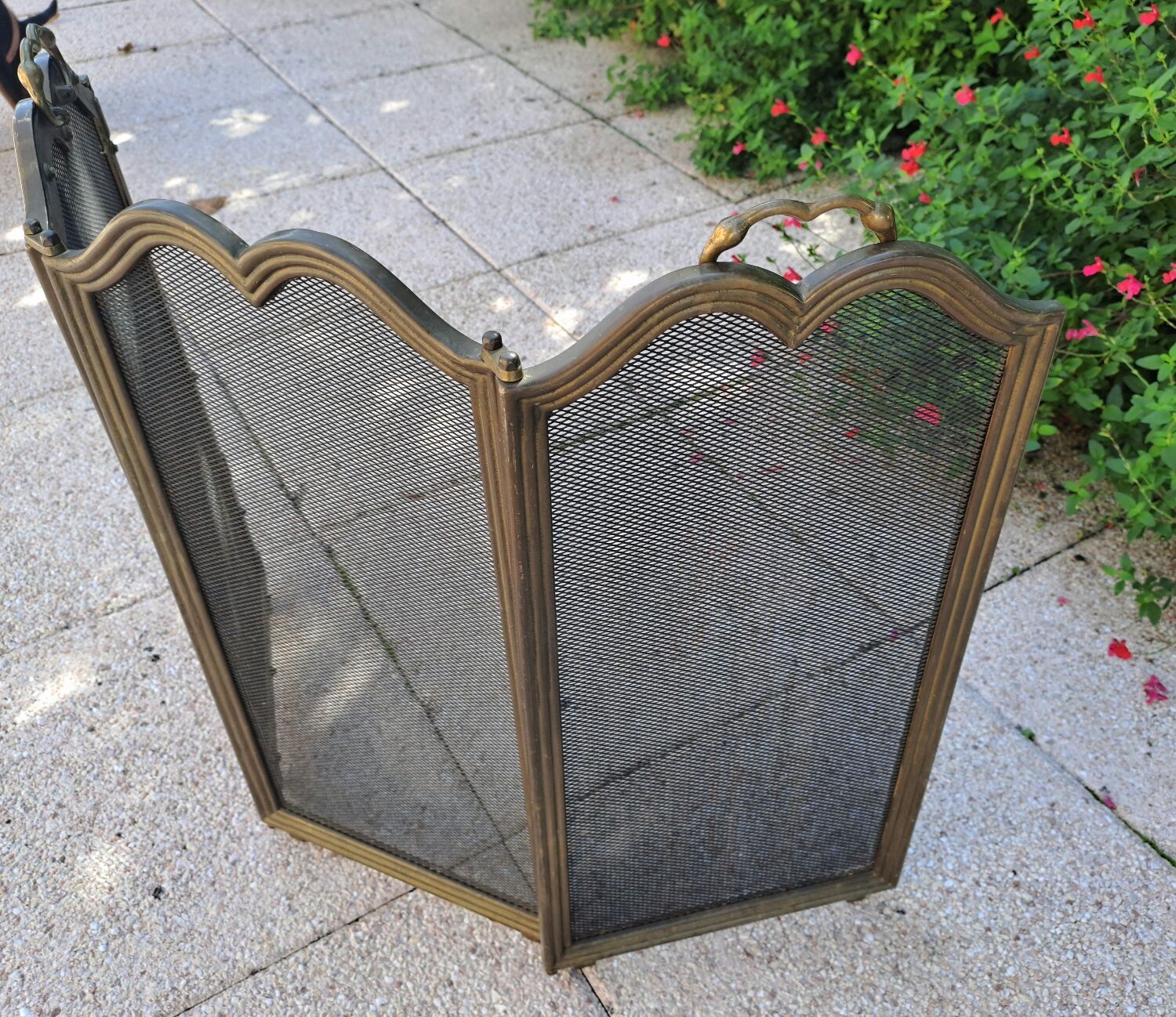 Brass fireplace screen