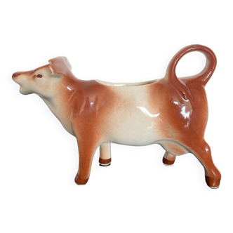 Ceramic cow-shaped milk jug