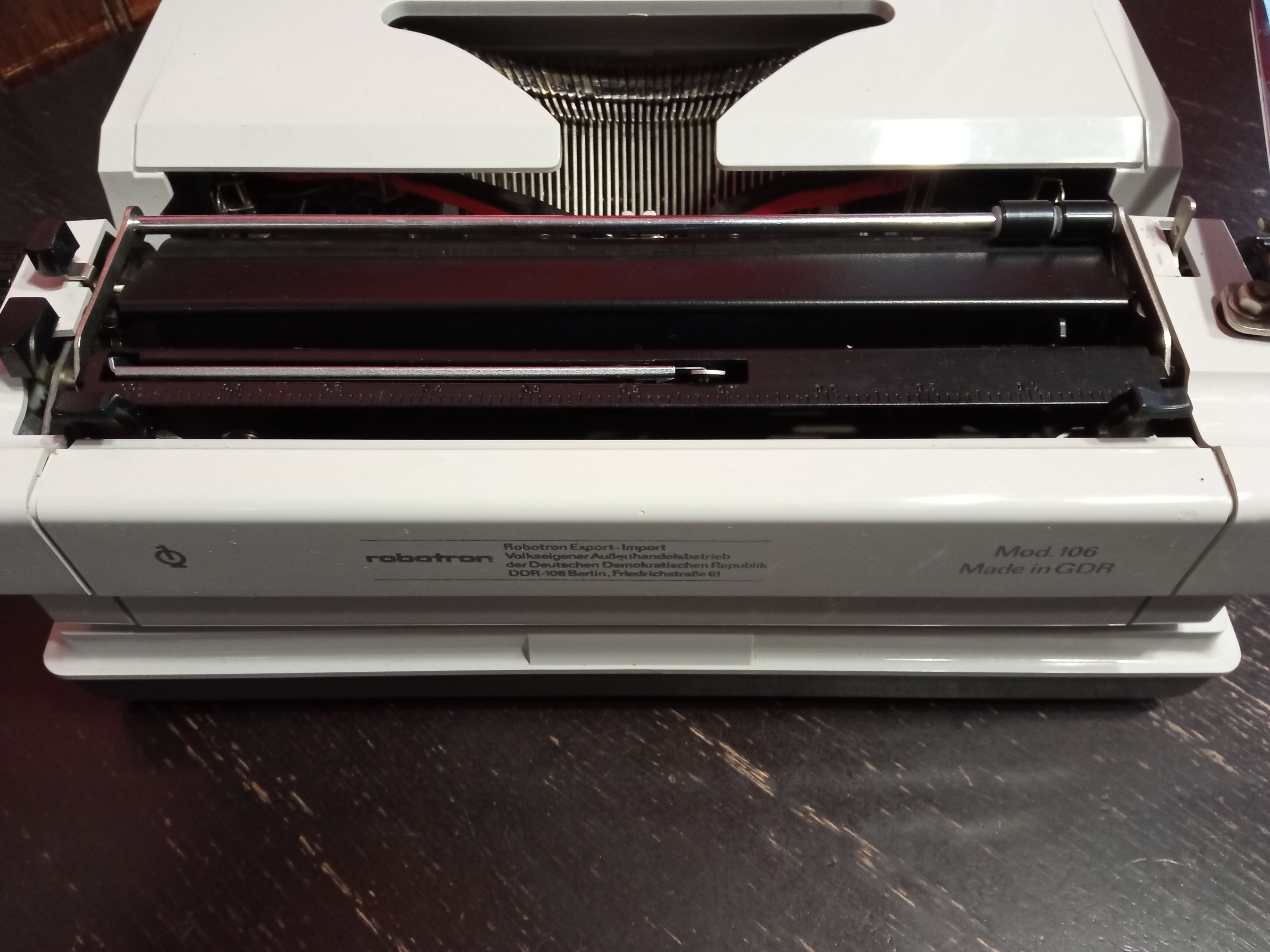 Erika Model 106 typewriter