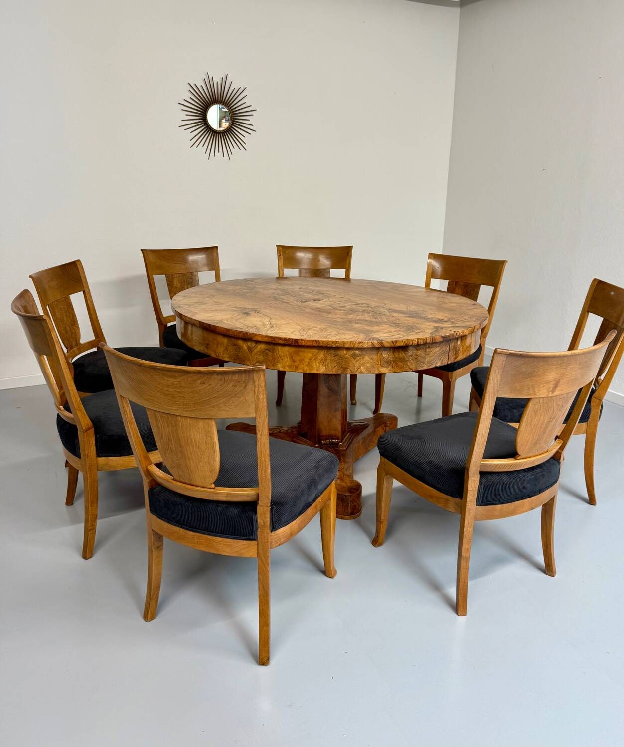 Set of 8 19th century Biedermeier art deco chairs in walnut with new upholstery