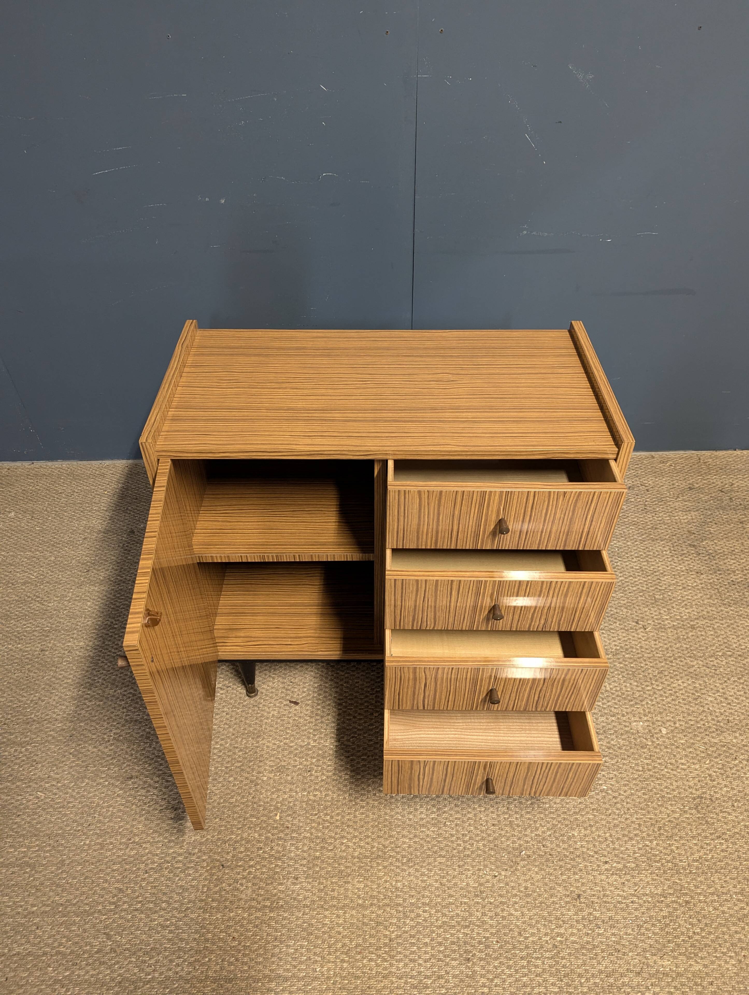 Vintage 60s sideboard