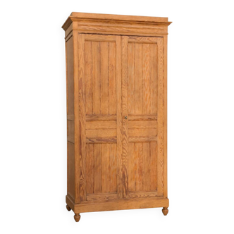 Renovated Parisian wardrobe