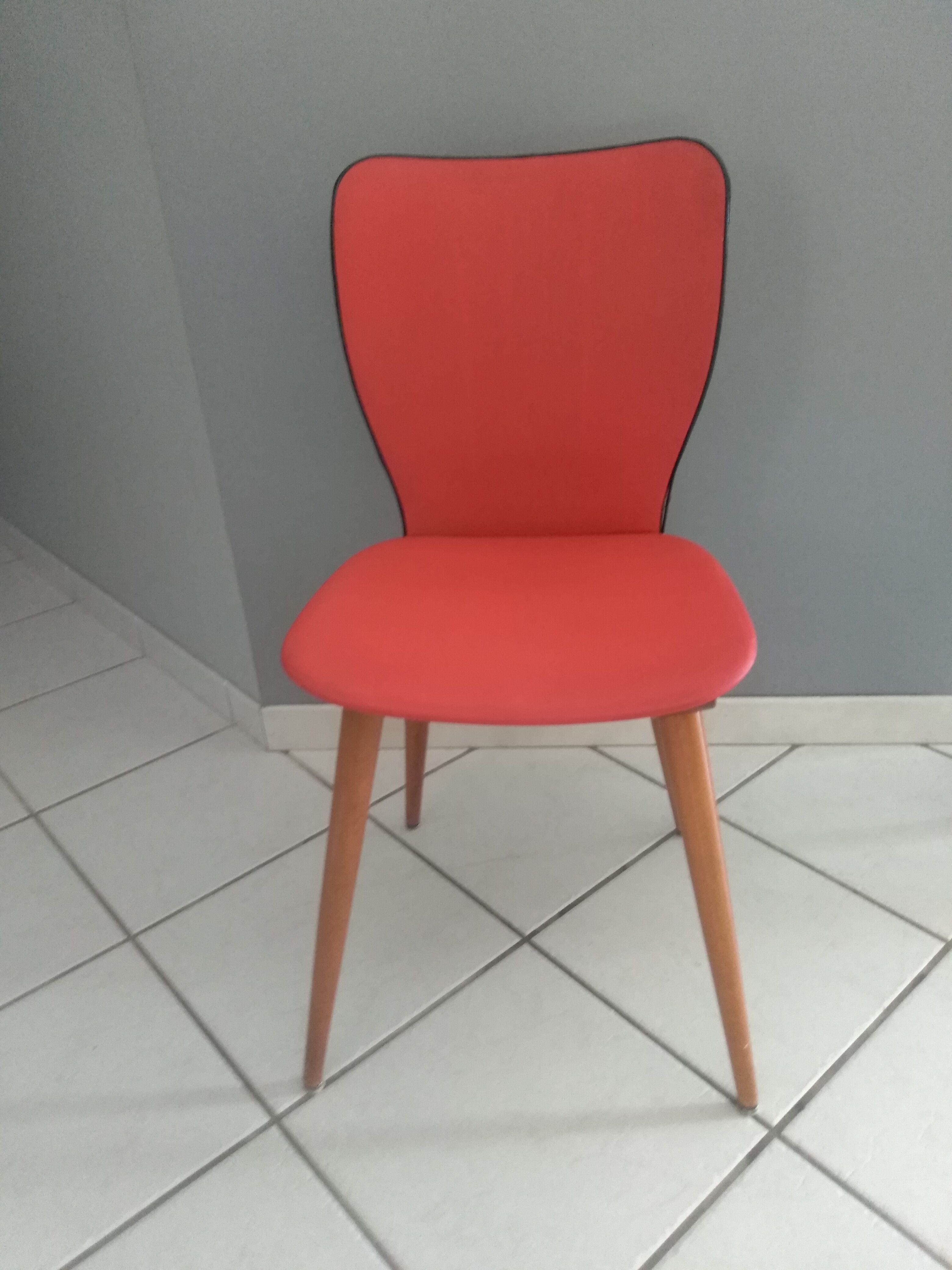 Suite of 4 chairs by Bistrot Baumann 800 by Swiss designer Max Bill 1950s