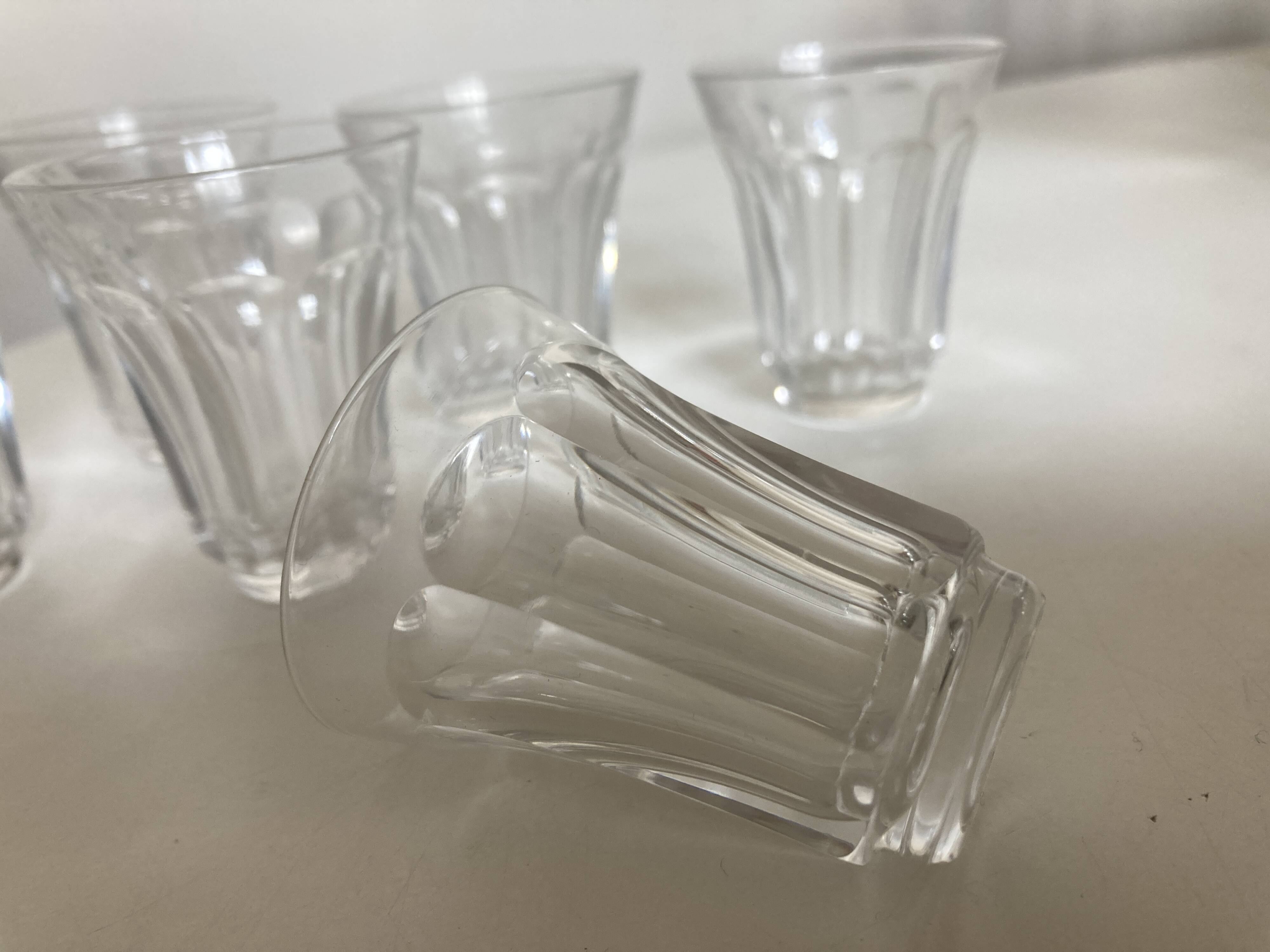 Set de 6 verres shot tulipe à côtes plates néo classique 1950