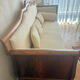 Boat bed canapé / Restoration style sofa in mahogany and damask fabric.