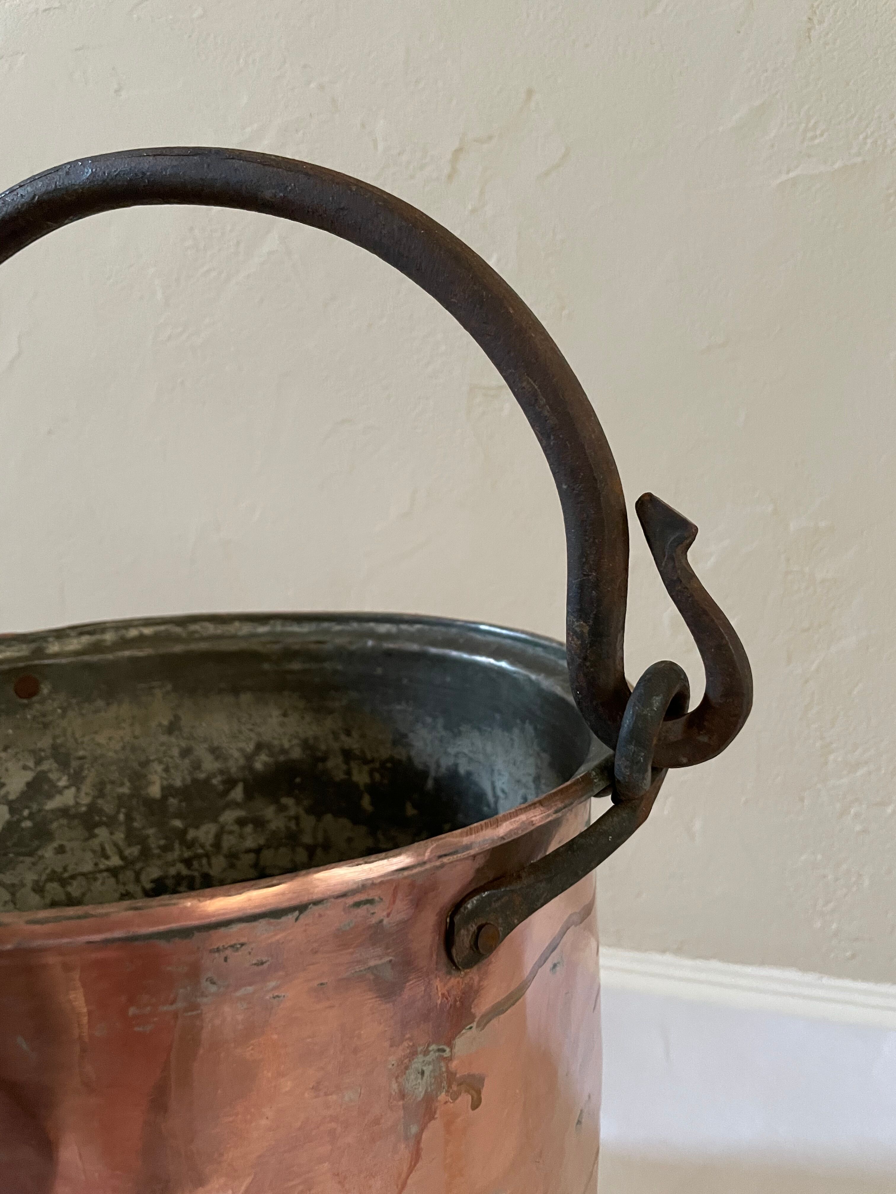 Red copper cauldron