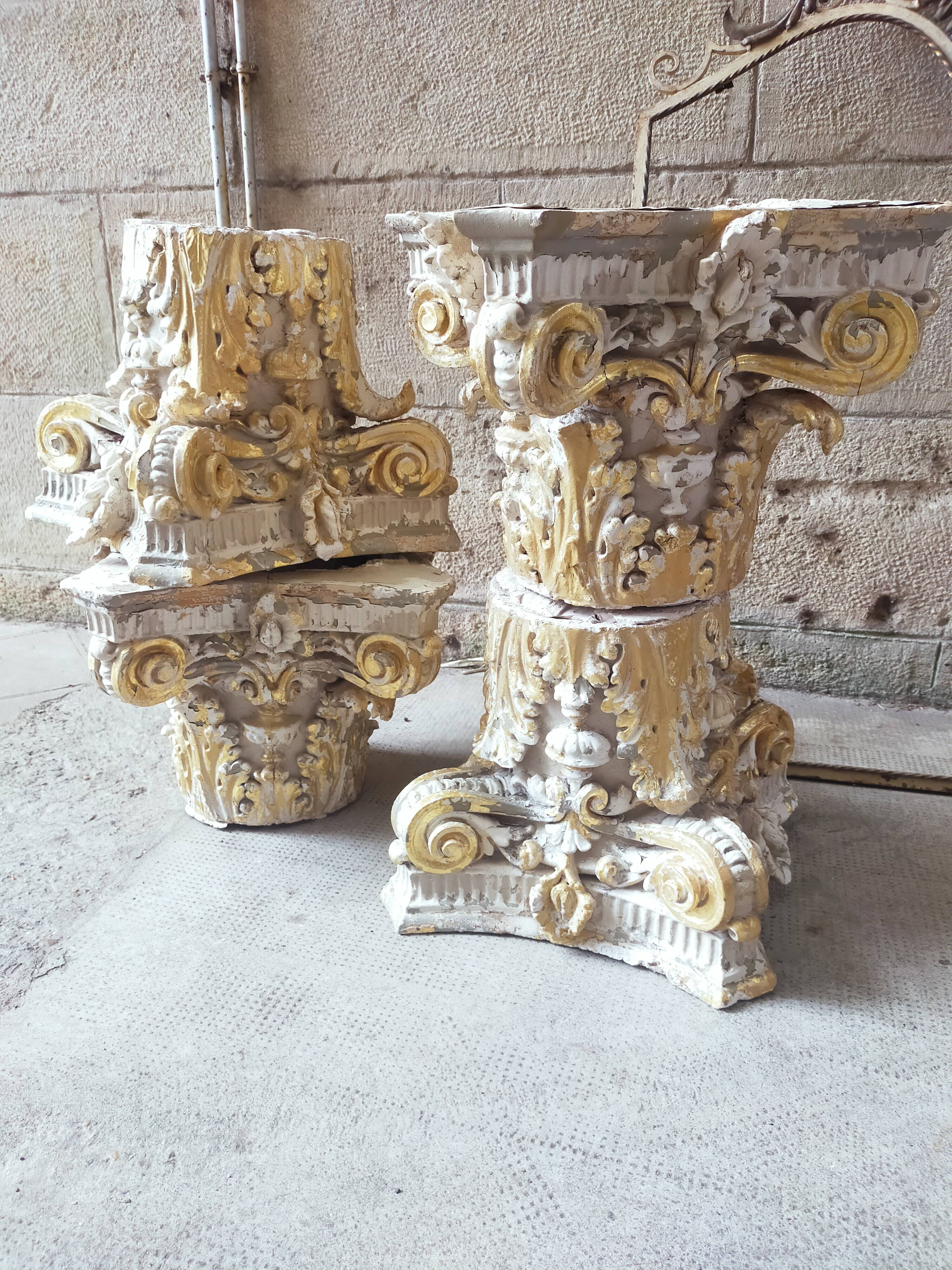 4 plaster capitals
