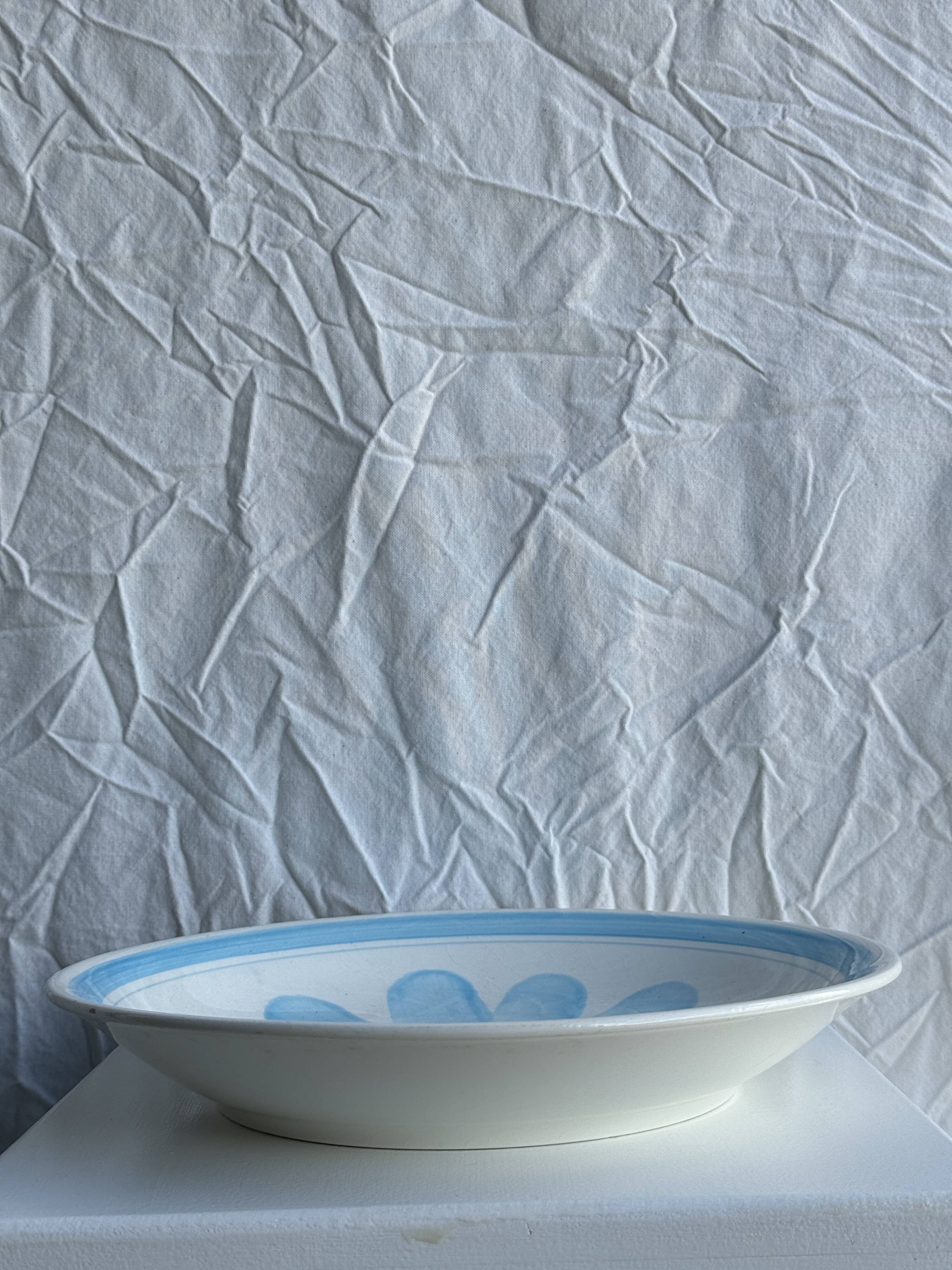 Large fruit bowl, classic French glass dish
