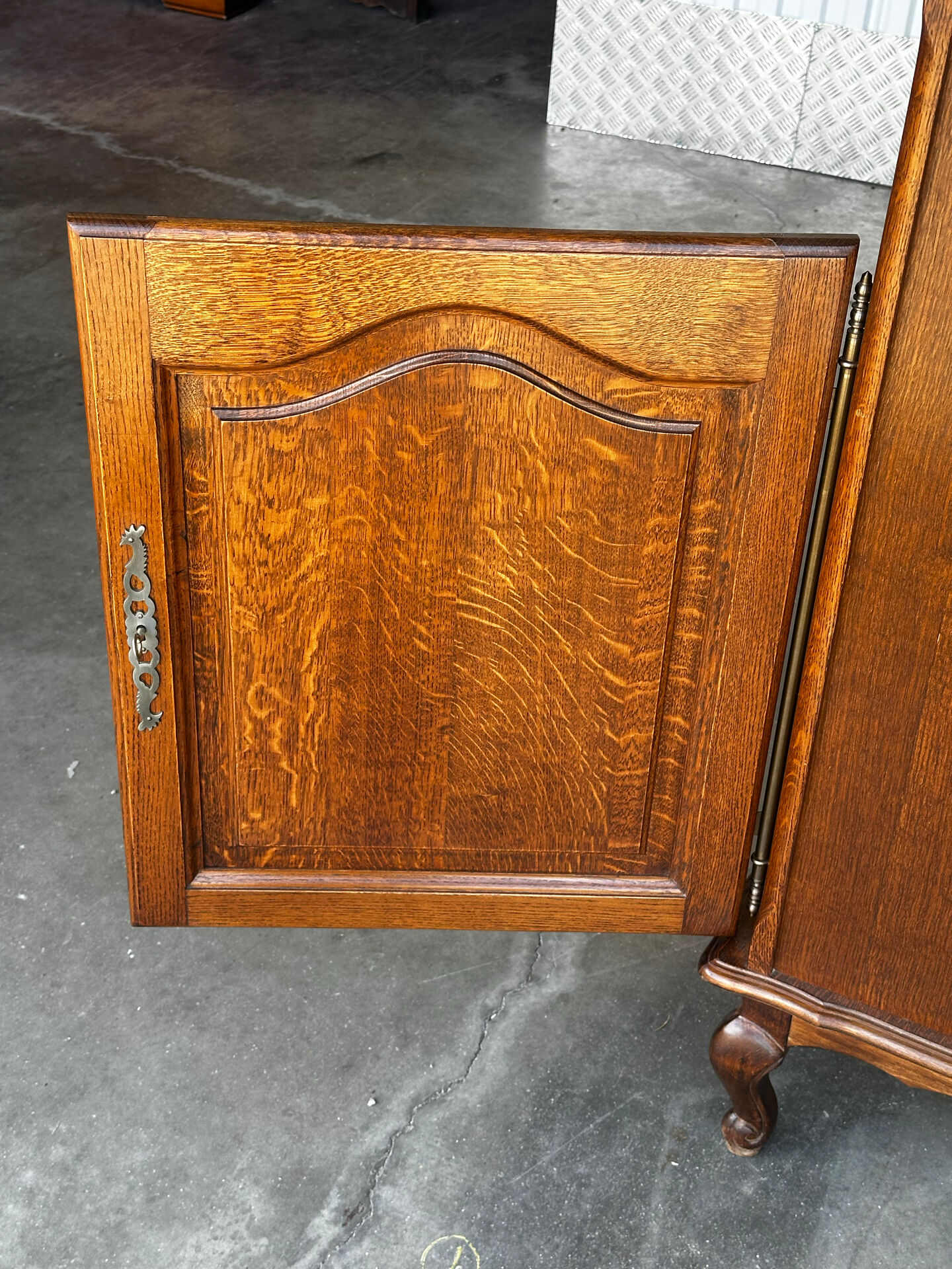 Vintage solid oak furniture for a vinyl turntable.