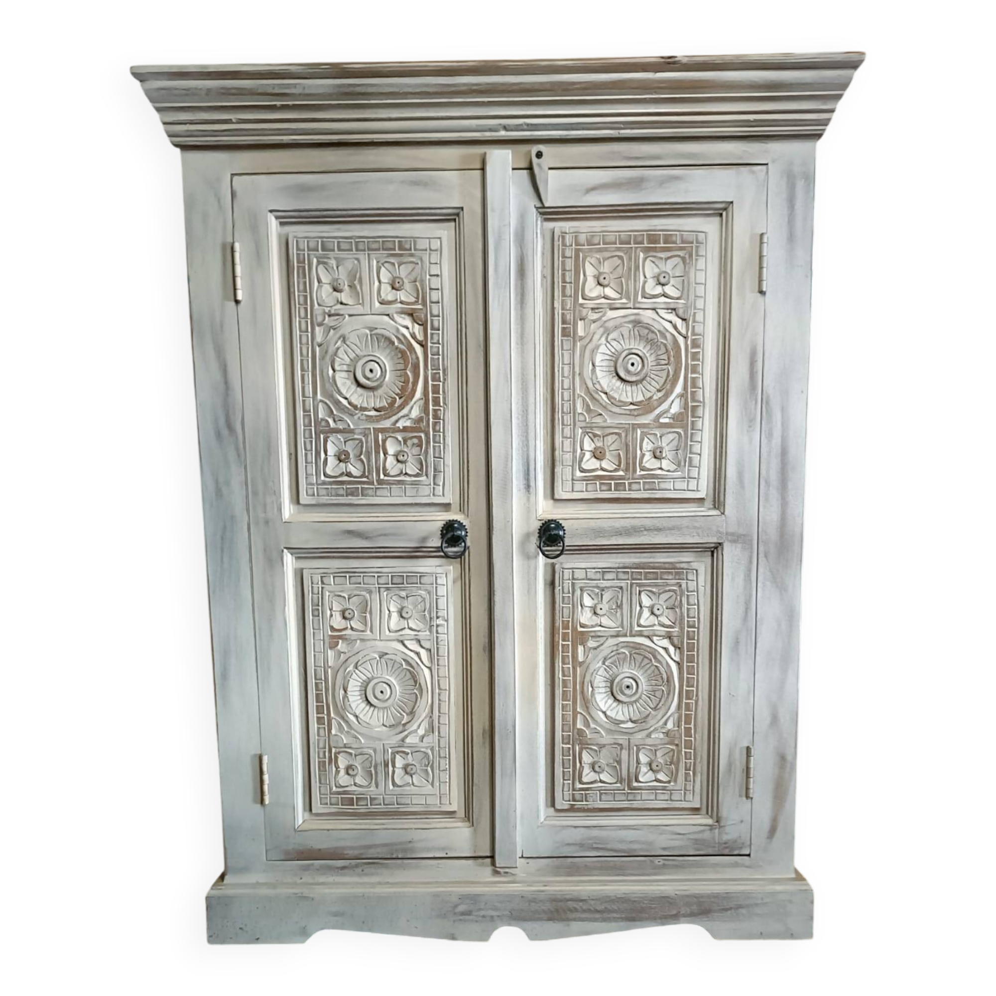 white chest of drawers