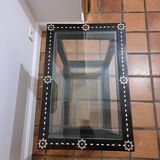 Table basse syrienne en bois, verre et incrustations de nacre