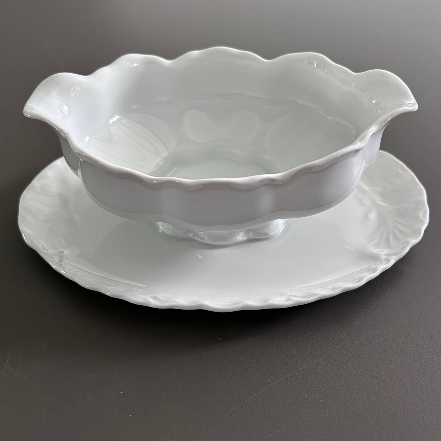 Classic porcelain sauceboat