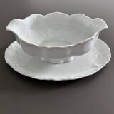 Classic porcelain sauceboat