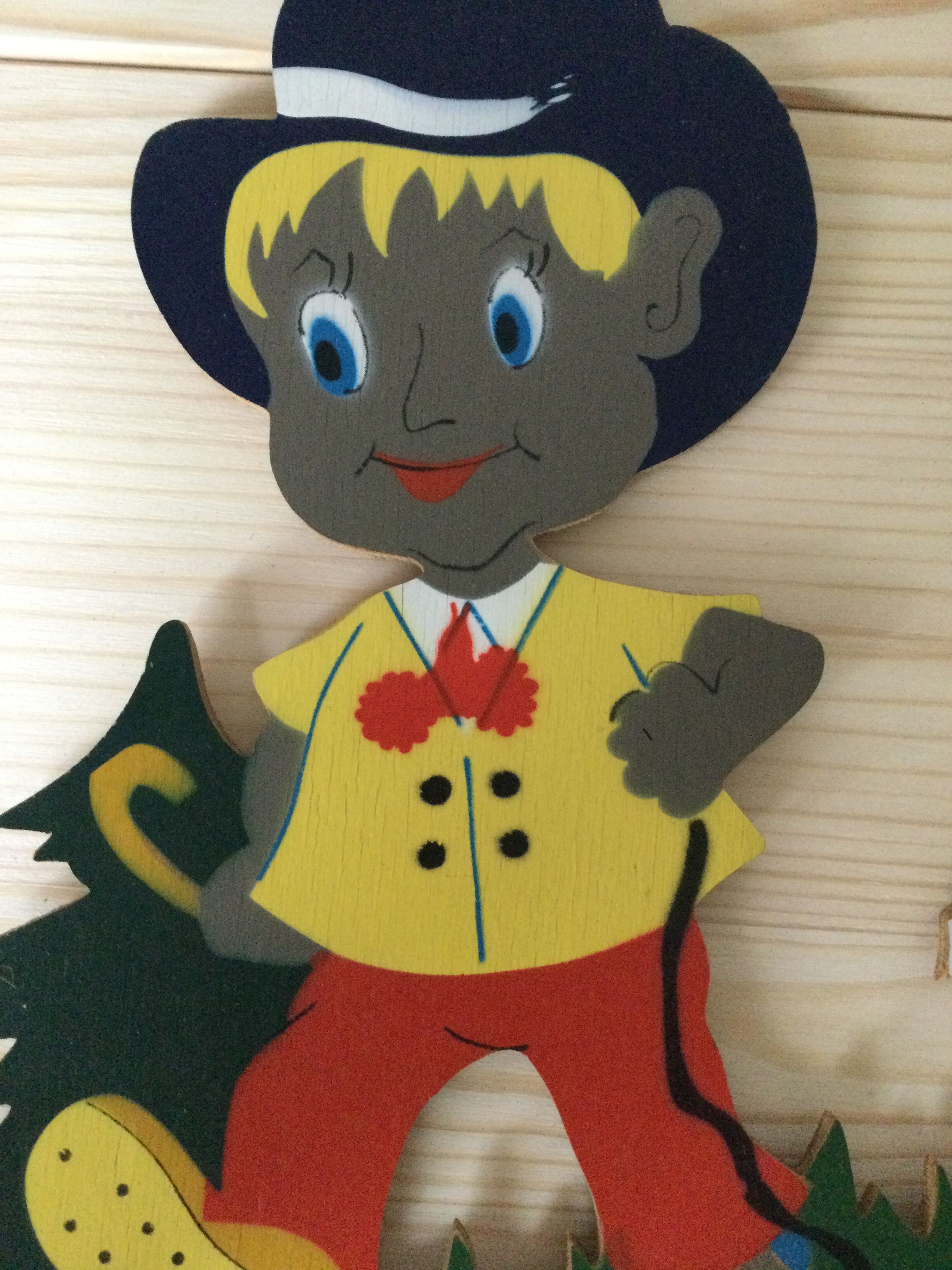 Child wall hooks - Mr. walking his small dog