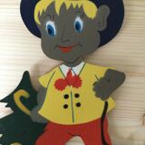 Child wall hooks - Mr. walking his small dog