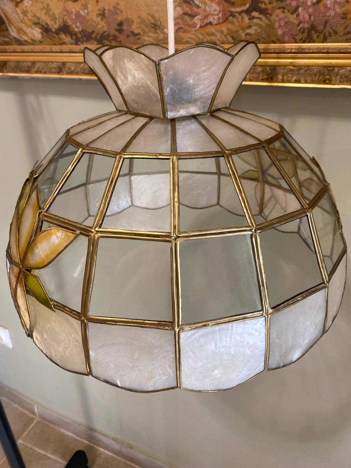 Vintage mother-of-pearl pendant light