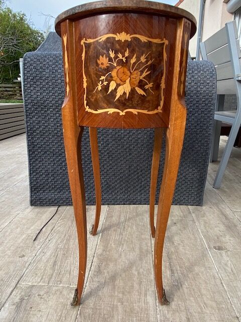Rognon-style bedside table in marquetry