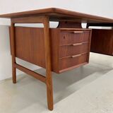 Omann Jun #75 Teak Desk