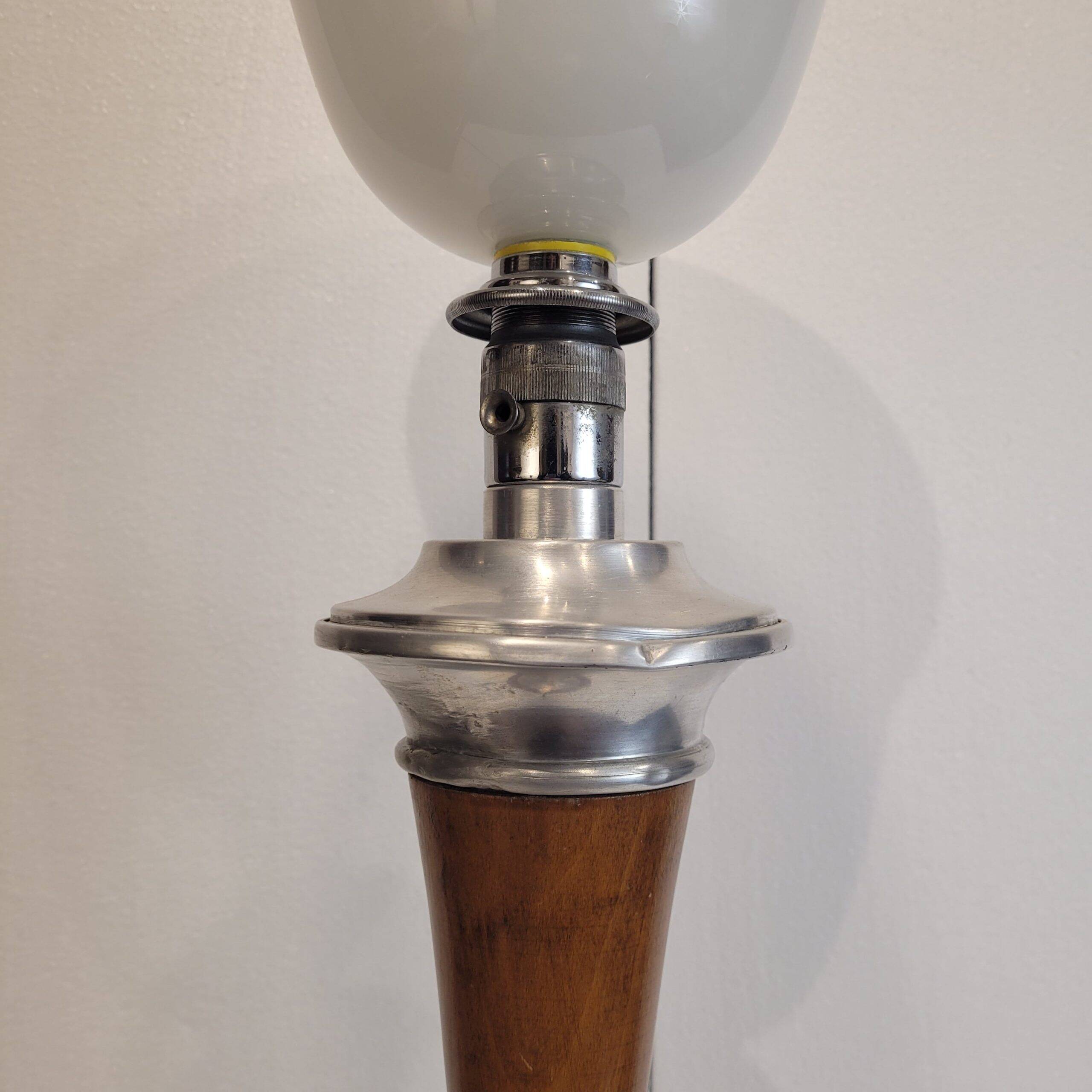 Lampe de table, bois et verre opalin, mazda, art déco, années 20 – france