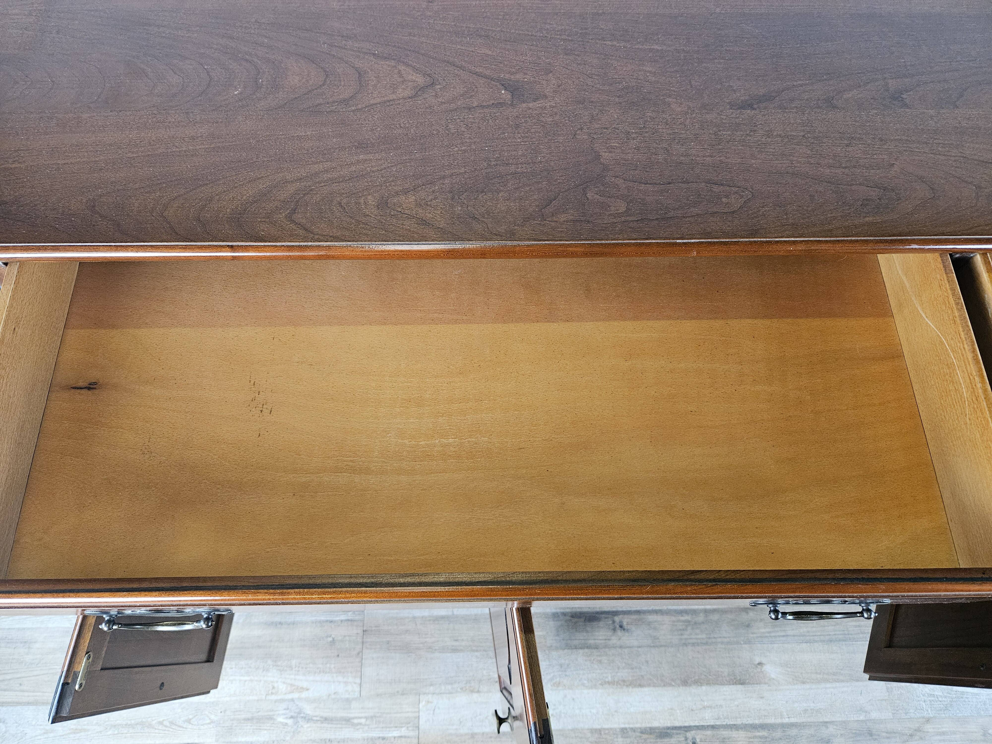 Buffet de Fantoni en massif merisier