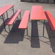 Duo de tables avec bancs de brasserie