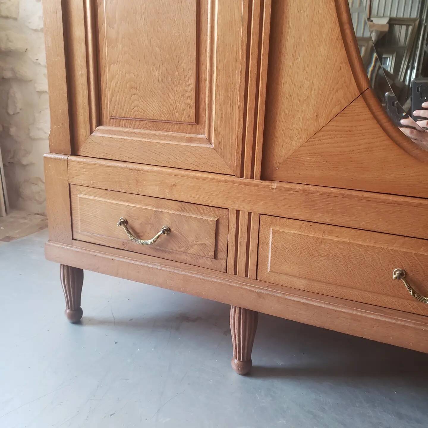 Solid oak dressing cabinet