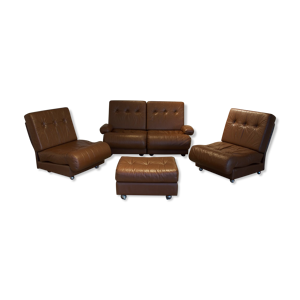 Ensemble canapé et fauteuil
