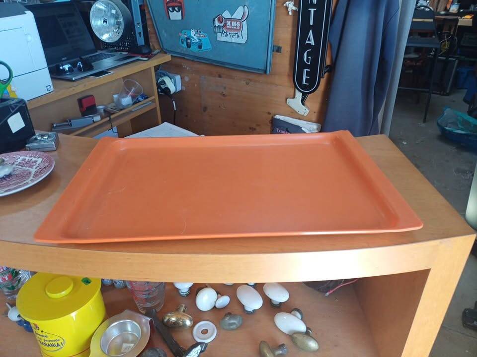 Plateau orange Guzzini