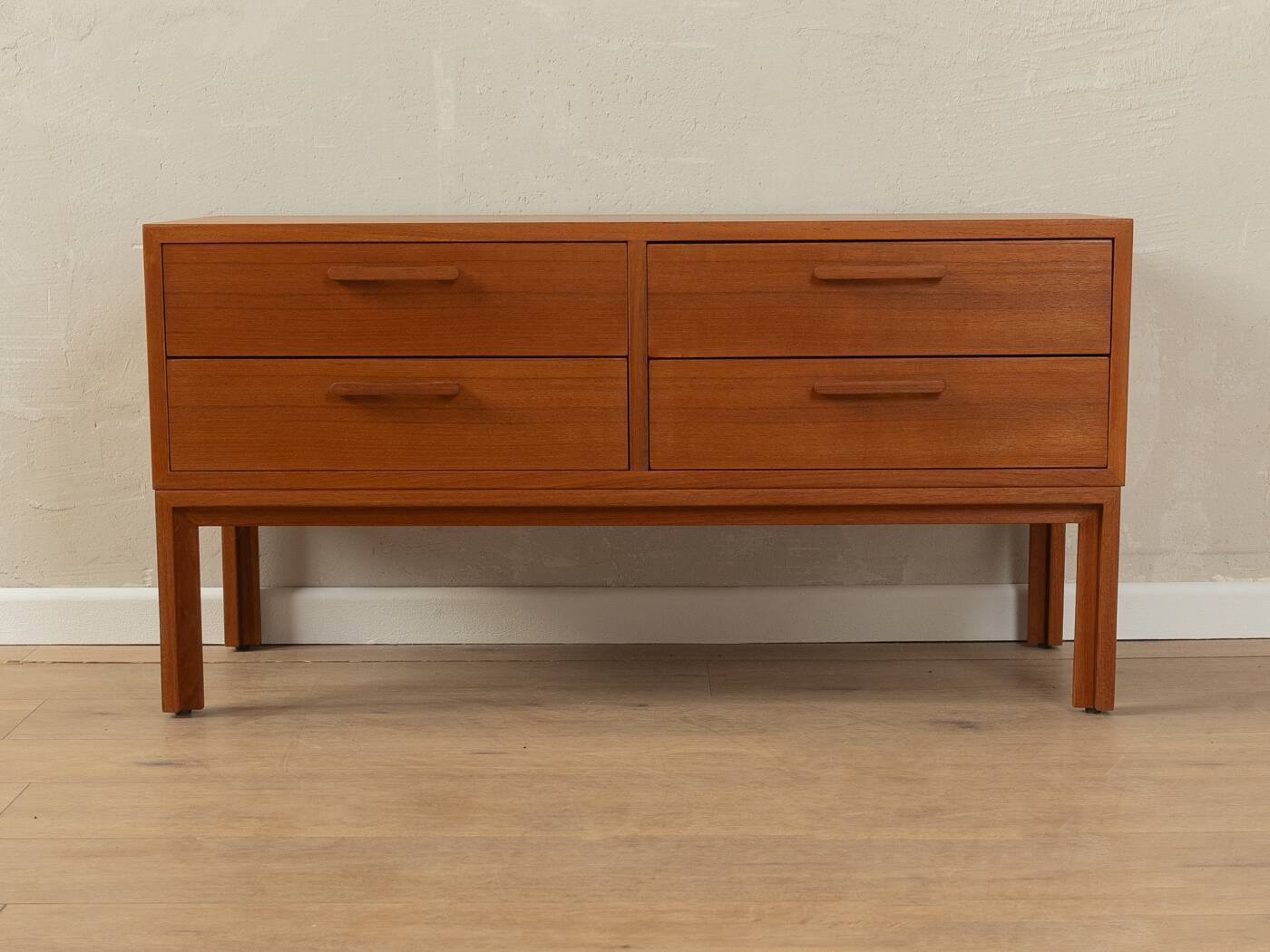 Wonderful chest of drawers by Kai Kristiansen for F.M. Møbler from the 1960s
