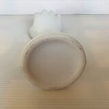 White hand vertical or horizontal soliflore ring