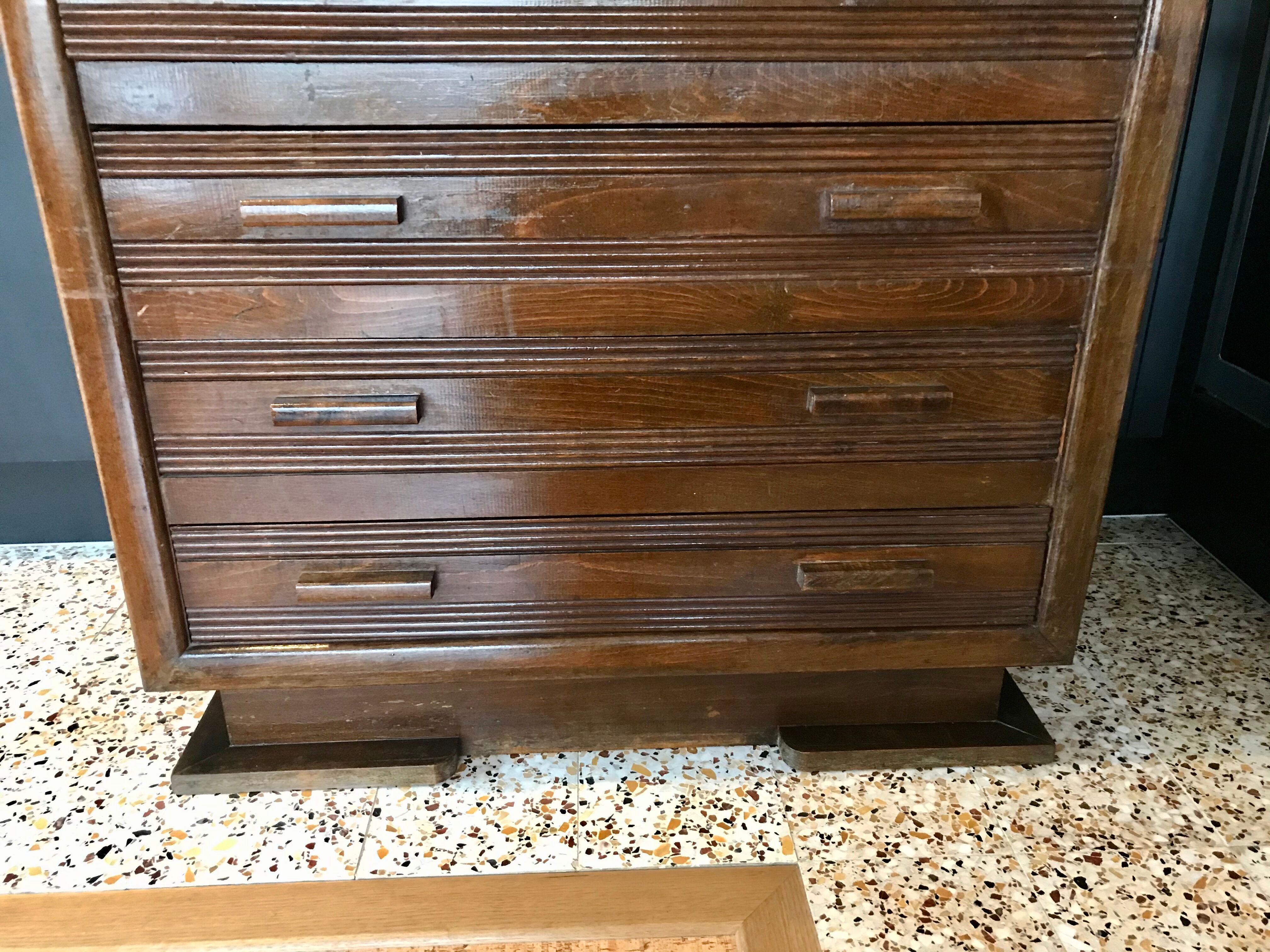 Art deco style chest of drawers