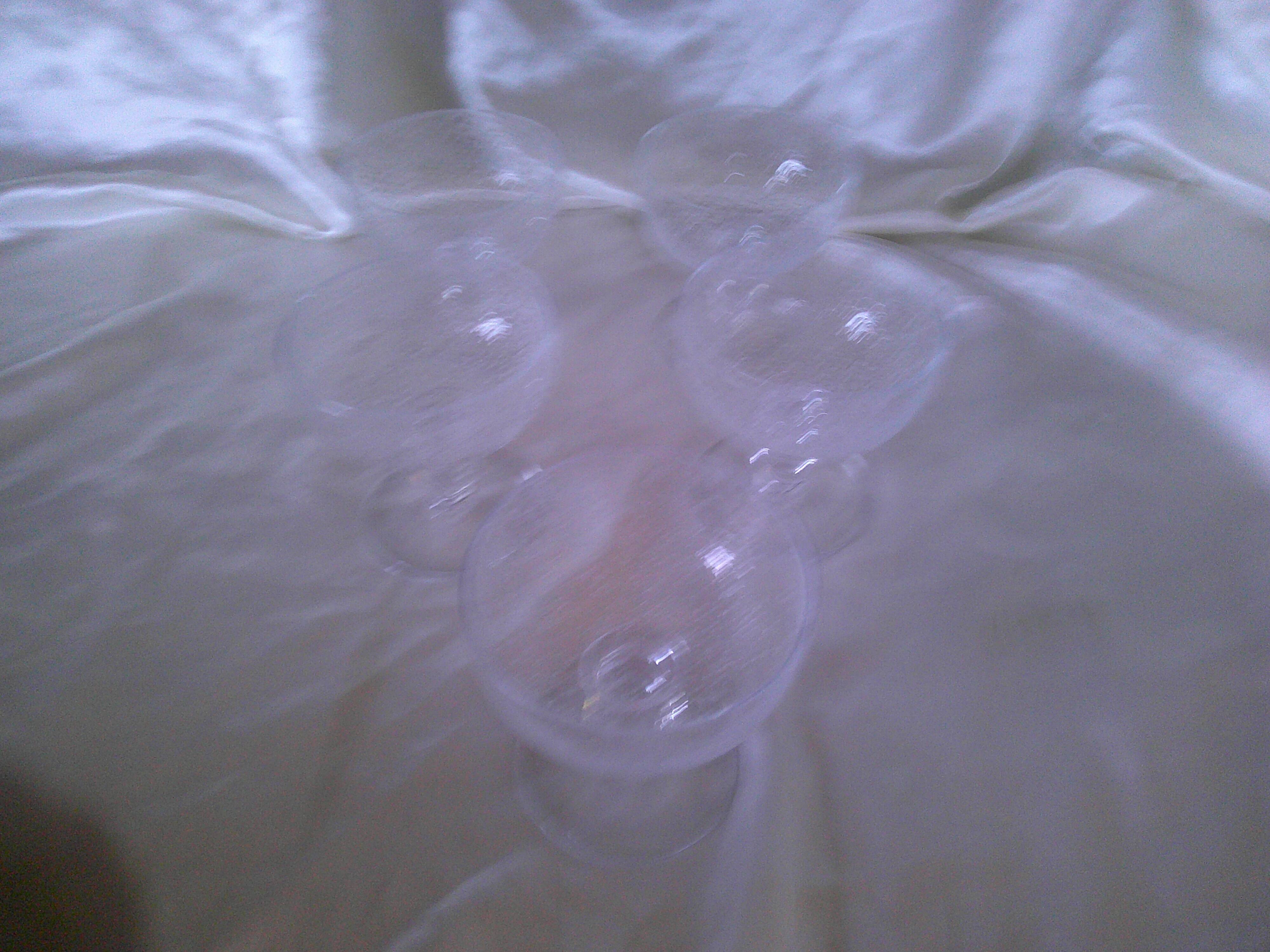 Lot de 5 coupes à glace en verre bullé