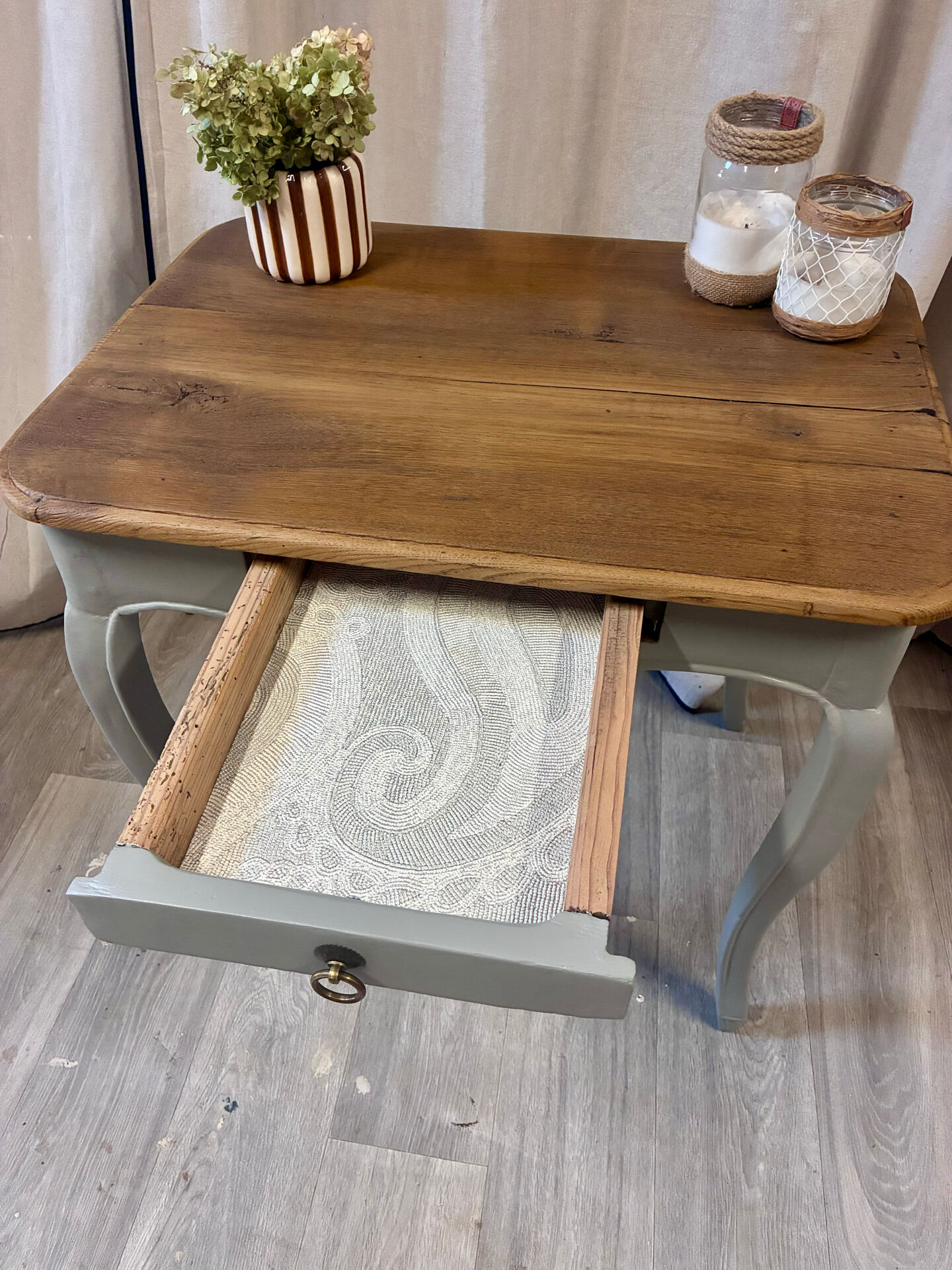 Table d'appoint