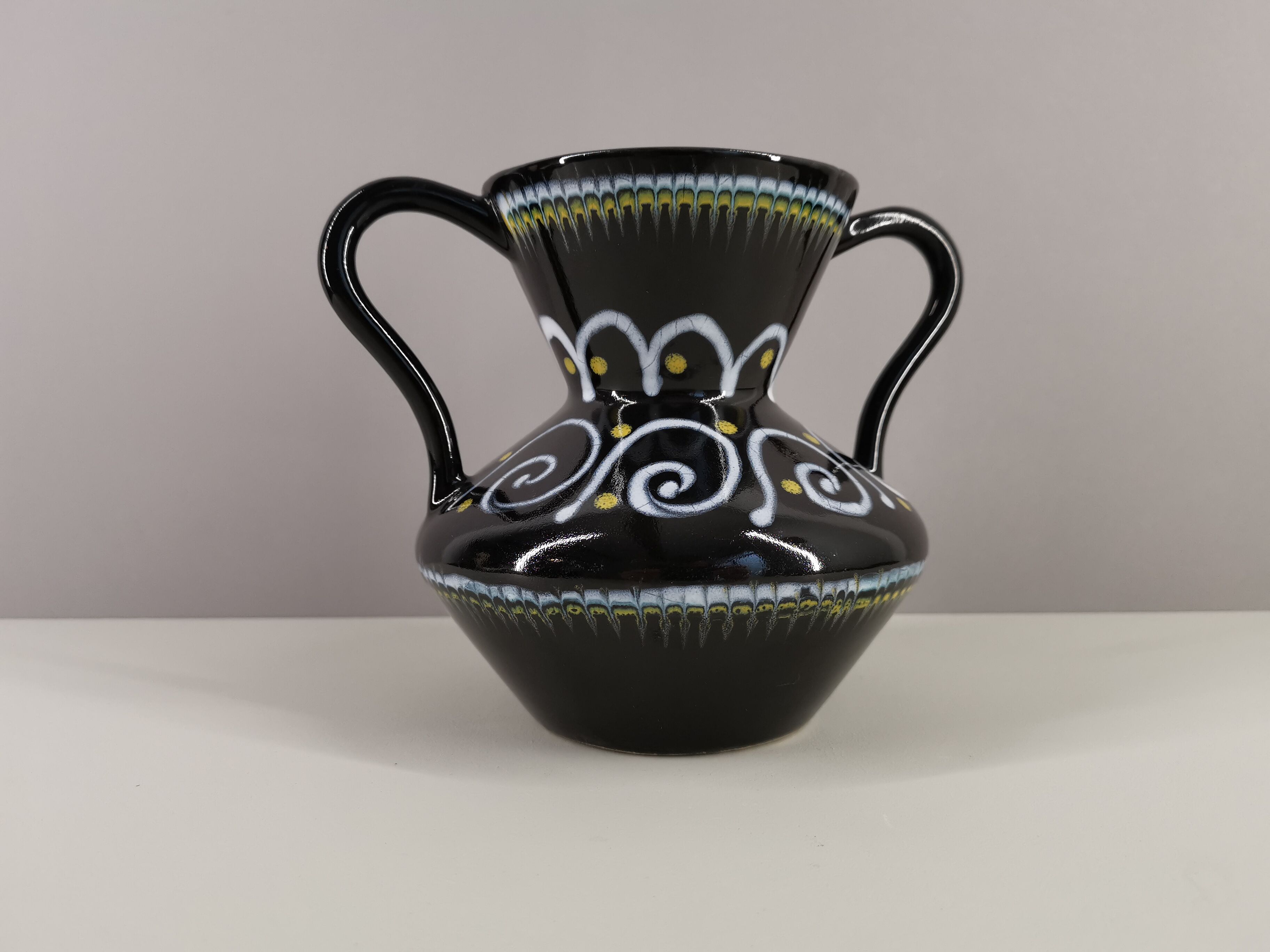 Ceramic vase by T.B décor and antique shape 50