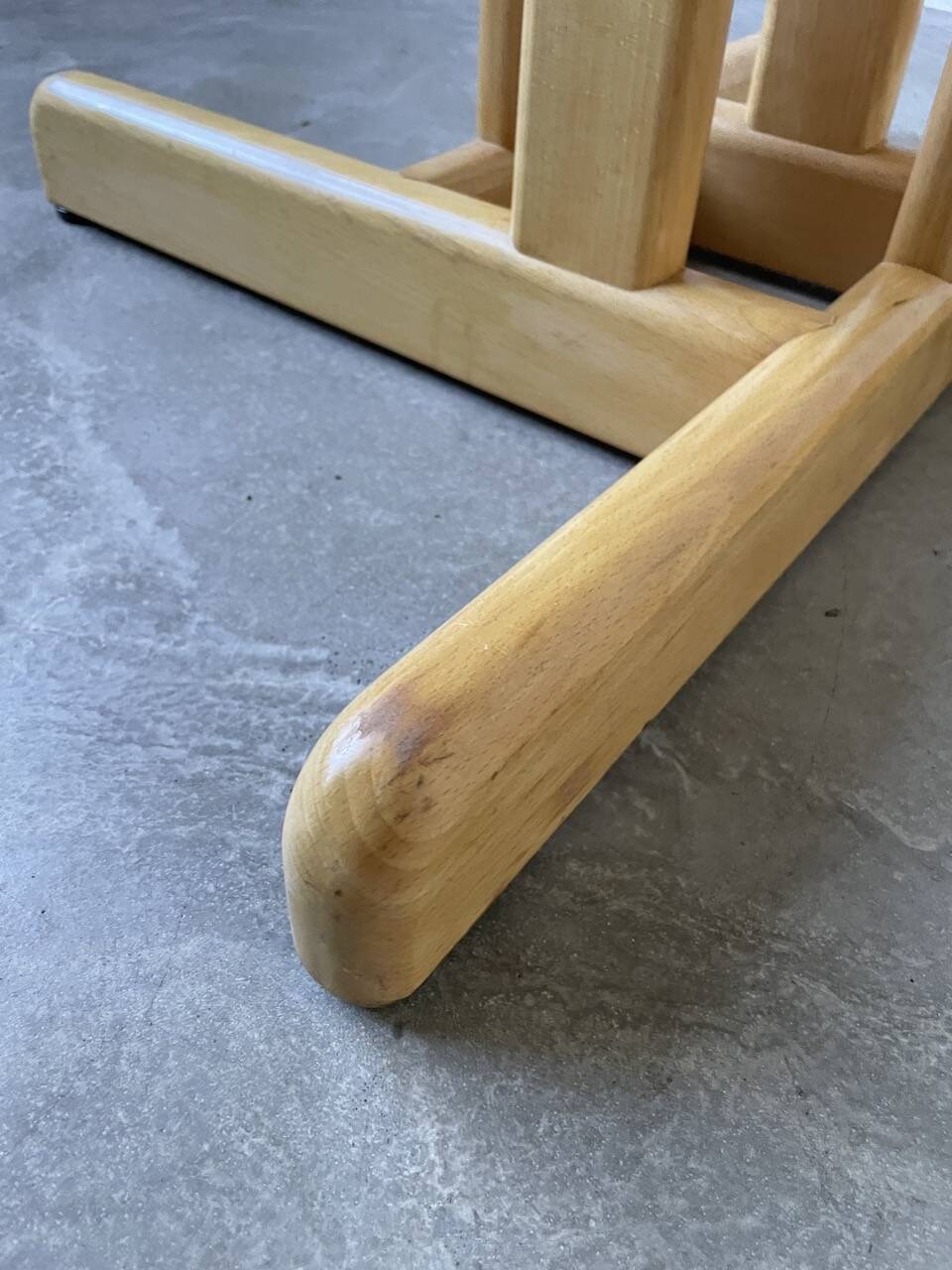 80s round beech table