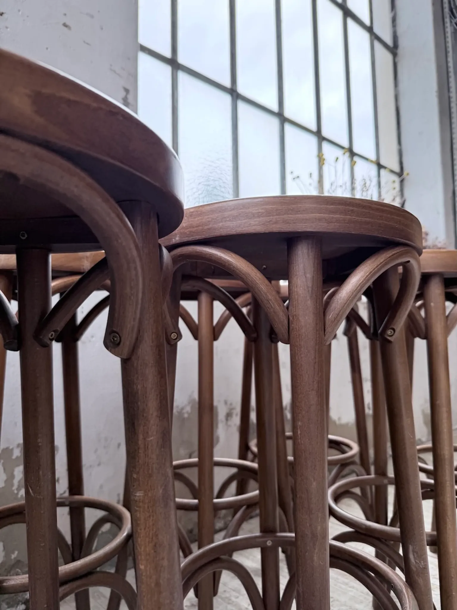 Set of 8 bistro-style bar stools Baumann.