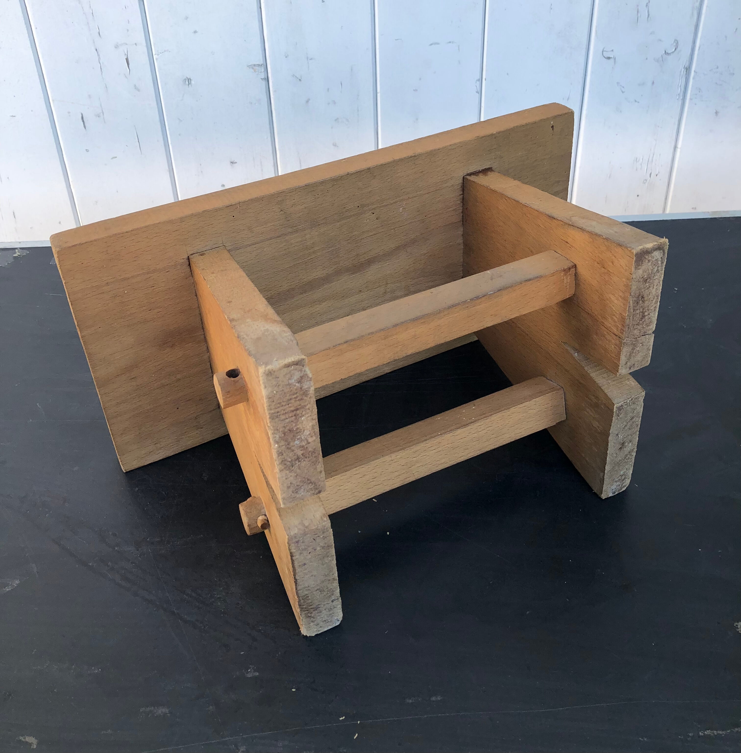 stool child