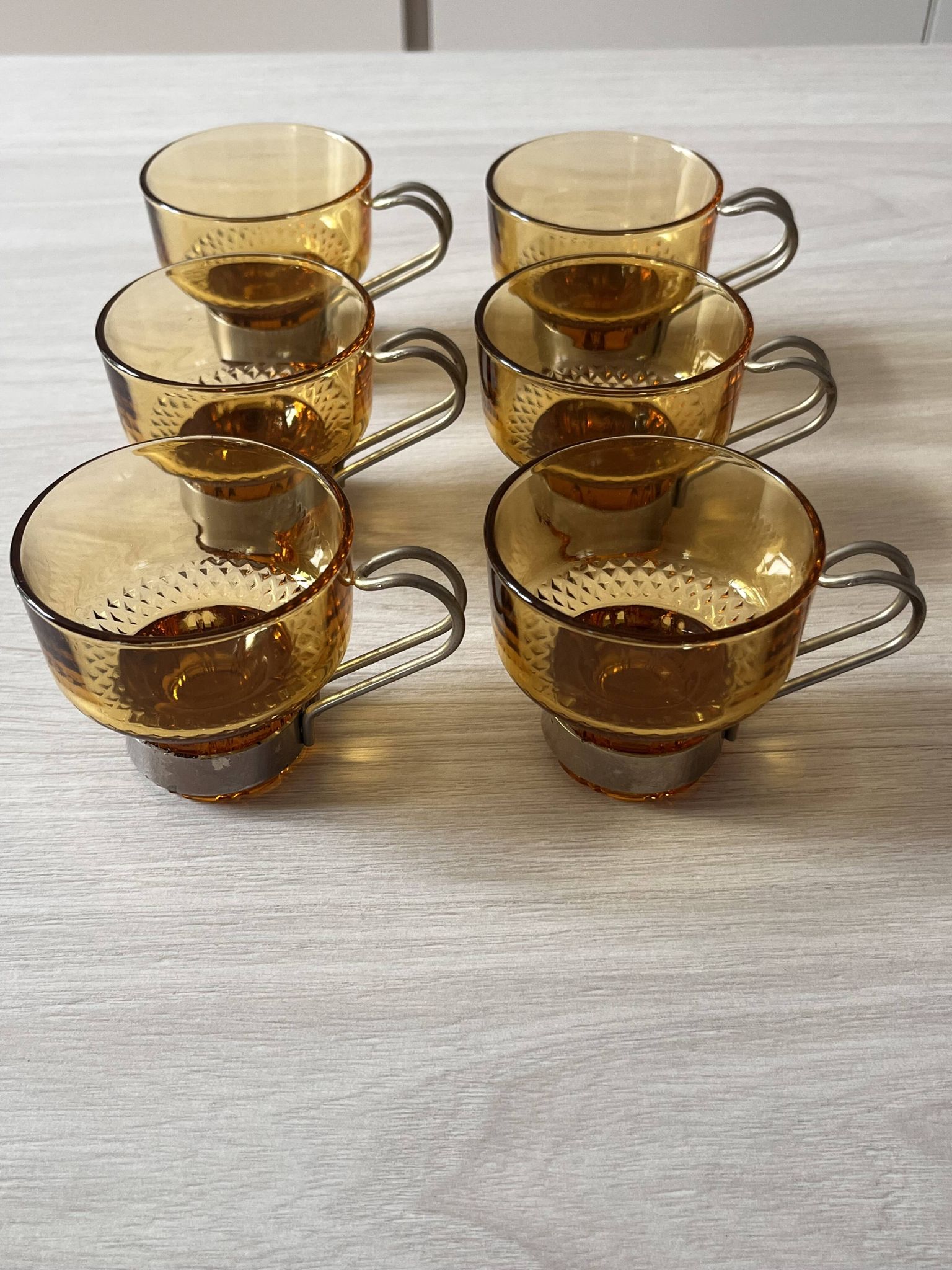 Tasses 70's