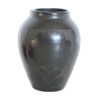 Vase en pierre